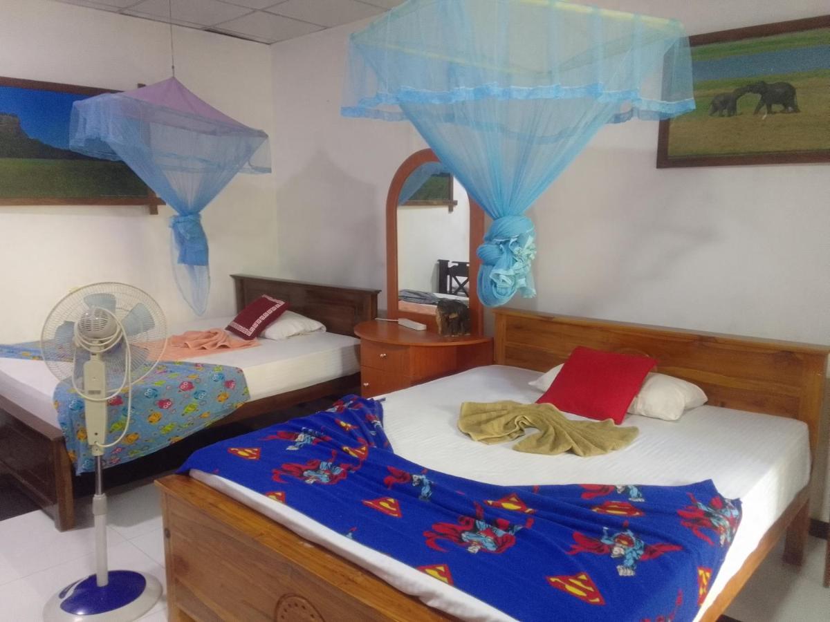 Sigiriya Village Home Stay & Private Room Exterior foto