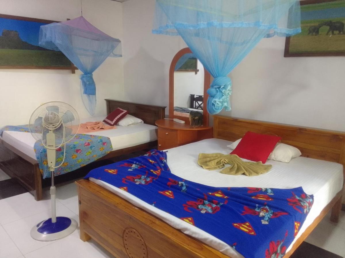 Sigiriya Village Home Stay & Private Room Exterior foto